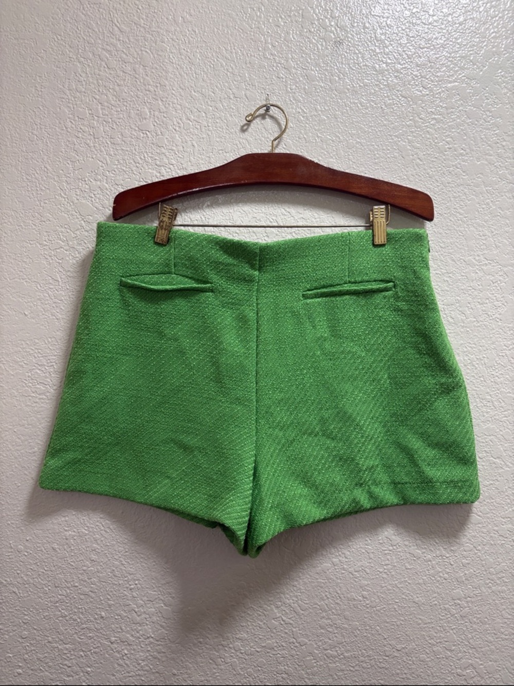Zara Bright Green High-Waist Textured Shorts